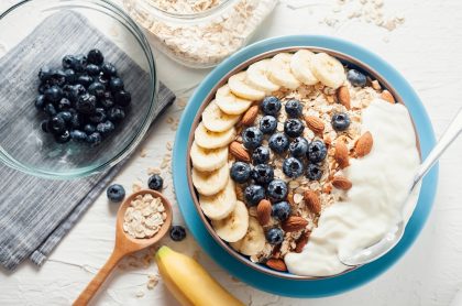 Greek yogurt with almonds and blueberries